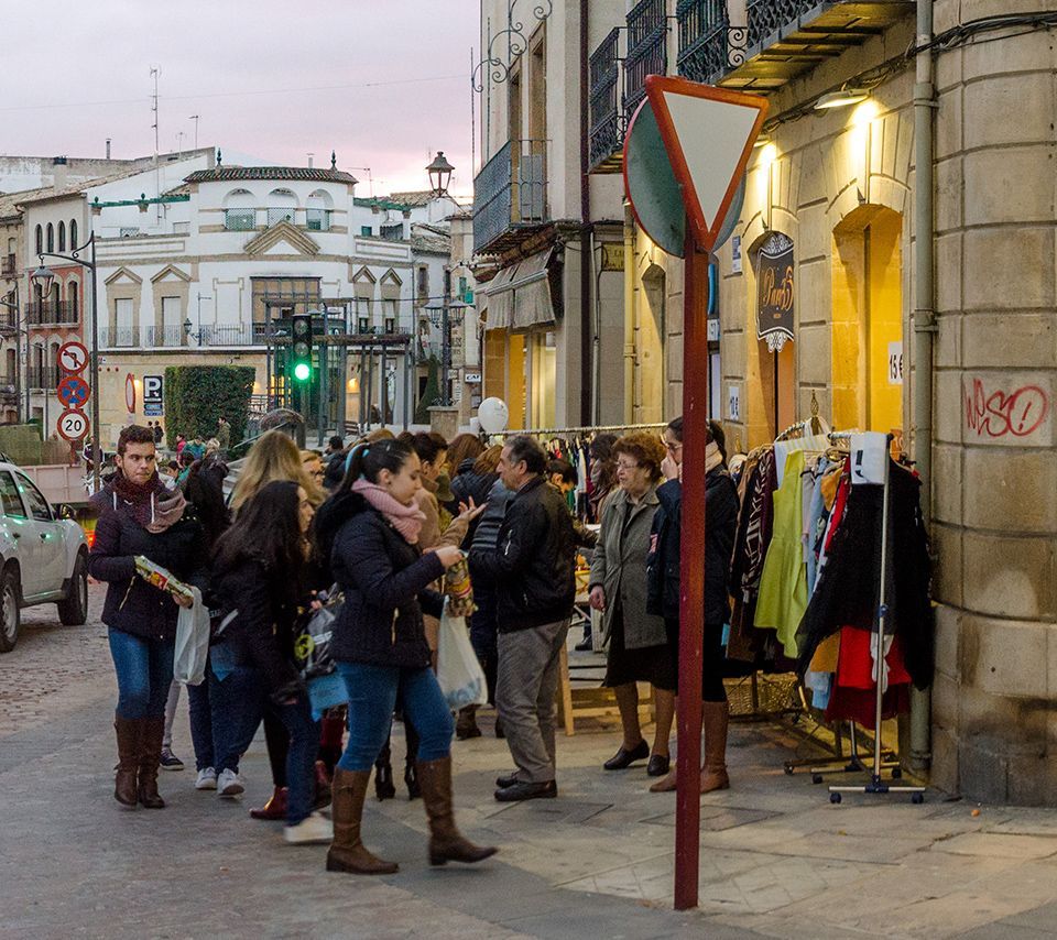 Pulsa para acceder a la información completa del evento comercial