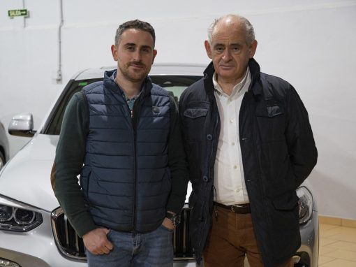 Reyes y Martínez Automóviles